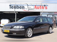 Volvo V70 - 2.4 Comfort Line | Leder | Cruise control | Climate control | Trekhaak | Dakrails