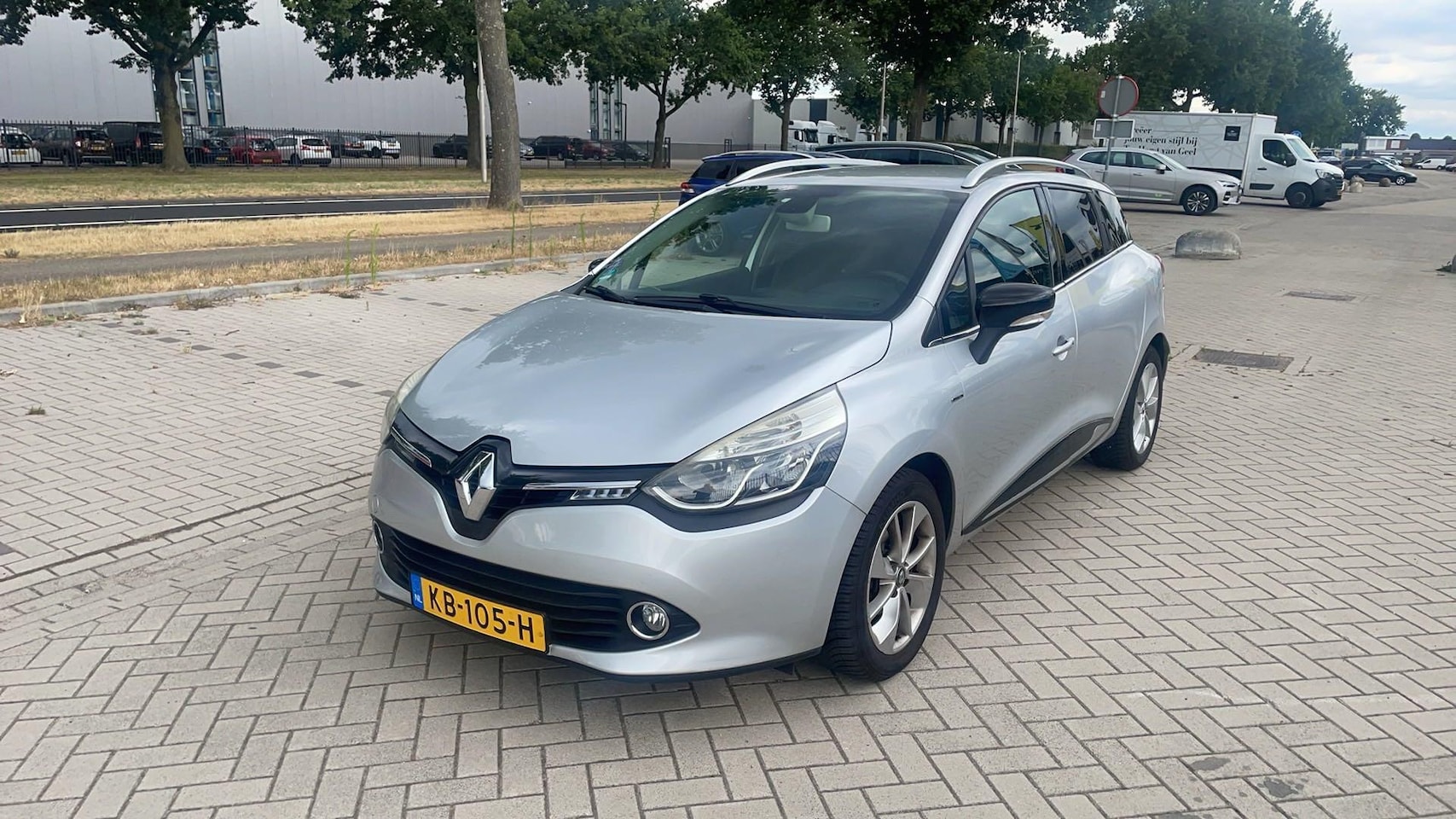 Renault Clio Estate - 0.9 TCe Limited 0.9 TCe Limited - AutoWereld.nl