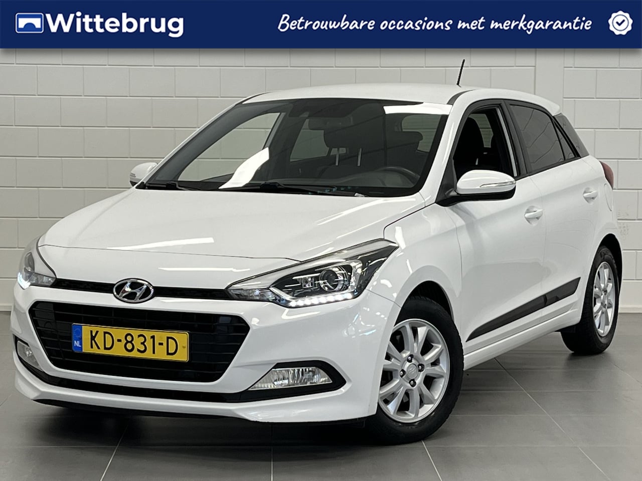 Hyundai i20 - 1.0 T-GDI Go! 2016 AIRCO | NAVIGATIE | PARKEERCAMERA - AutoWereld.nl