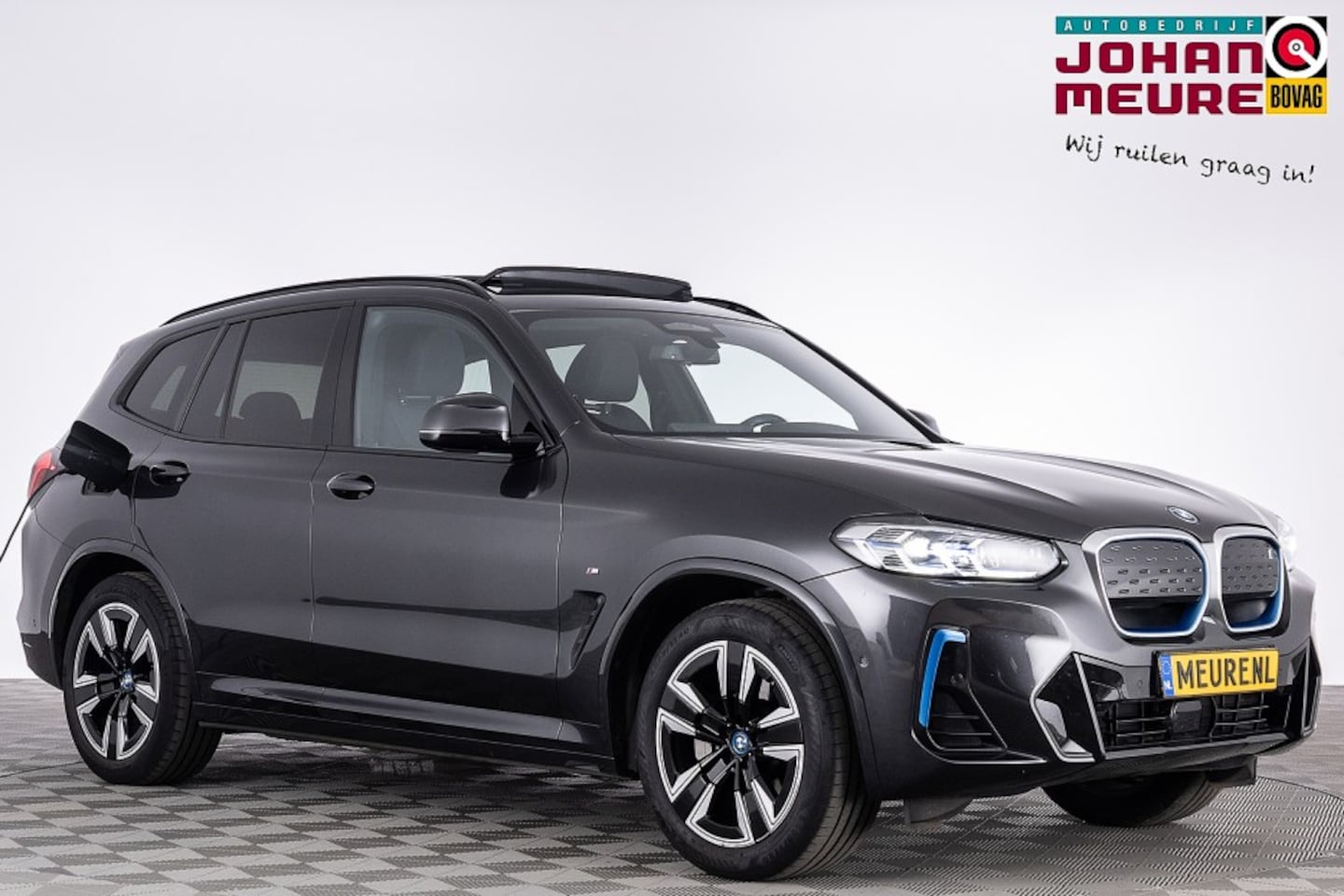 BMW iX3 - M Sport Inspiring 80kWh | PANORAMA | | LASER | SOH 96,1 % - AutoWereld.nl
