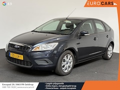 Ford Focus - 1.6 Trend AUTOMAAT Elektrische ramen Airco