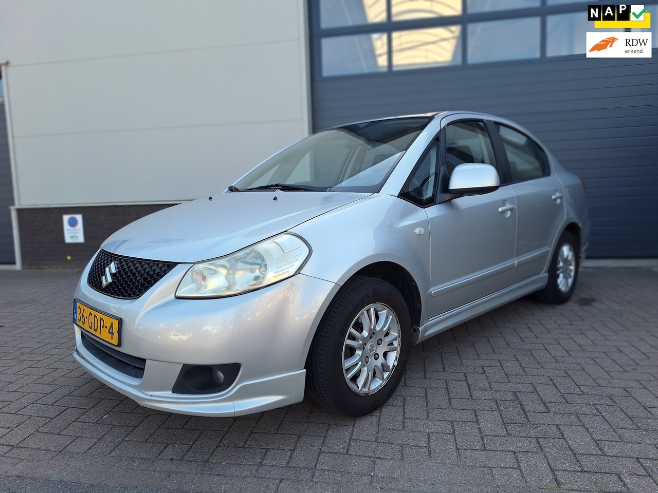 Suzuki SX4 - | 1.6 Exclusive | Volledig onderhouden | keyless start | - AutoWereld.nl
