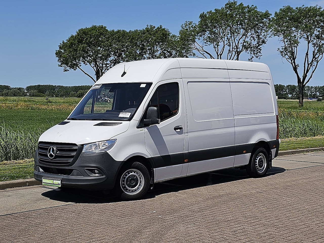 Mercedes-Benz Sprinter - 314 2.2 CDI L2H2 Mbux10 Automaat Trekhaak Camera 3-Zits-Leer Euro6 MF-Stuurwiel Leer - AutoWereld.nl