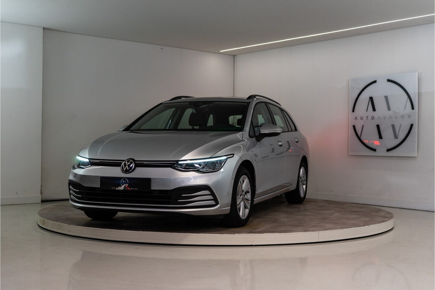 Volkswagen Golf Variant - 1.0 eTSI Life 111PK | Sfeer | Carplay | Dodehoek&ACC | Stoel&Stuurverw. | Garantie - AutoWereld.nl