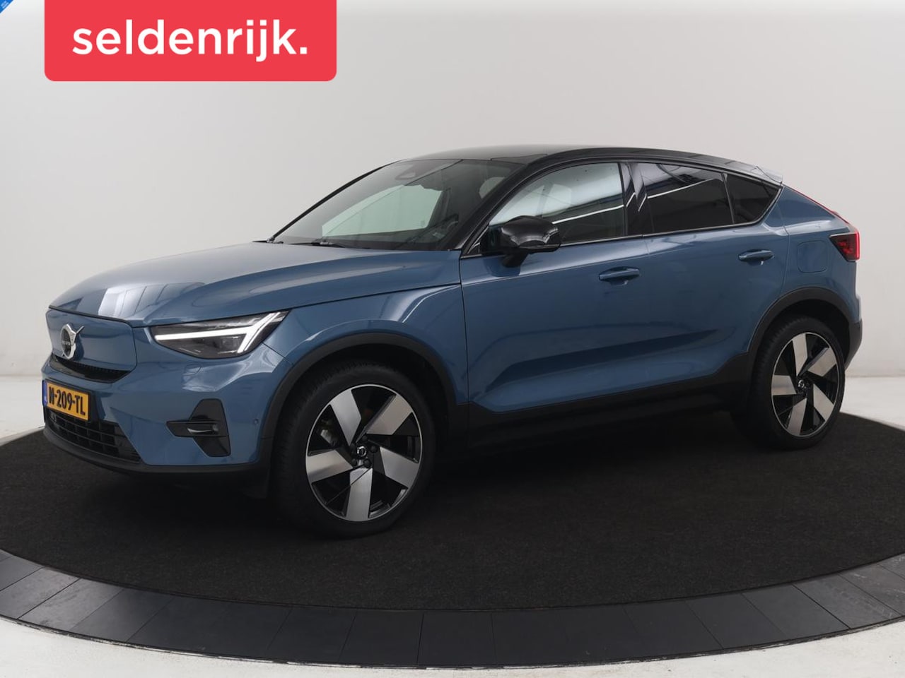 Volvo C40 - Recharge Twin Intro Edition 78 kWh | SOH 91,2% | Panoramadak | Leder/alcantara | Memory | - AutoWereld.nl