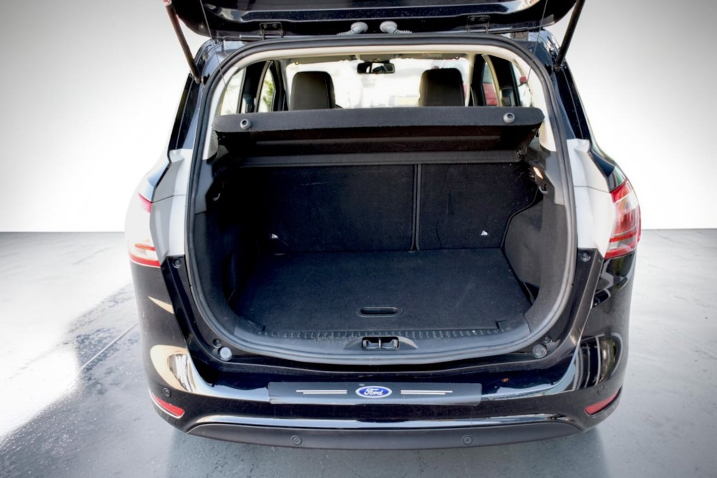 Ford B-Max - 1.0 EcoBoost Titanium, Nap, Airco, Achteruitrijcamera, Parkeerhulp voor en achter,