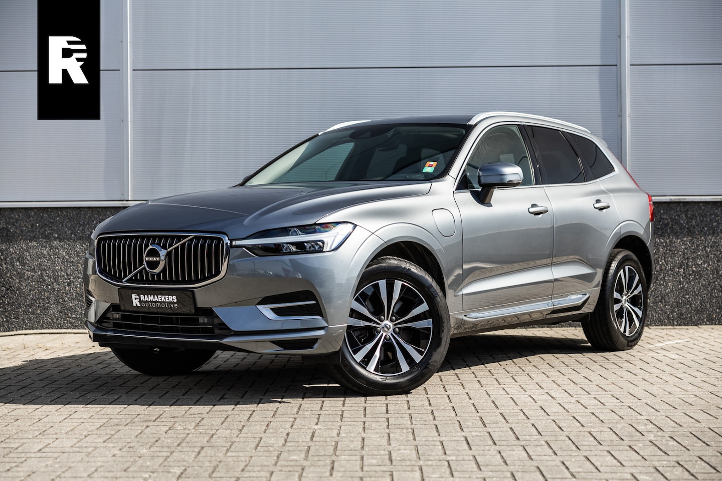 Volvo XC60 - 2.0 Recharge T6 AWD Business Pro Leder / Pano / Harman Kardon / Camera / - AutoWereld.nl
