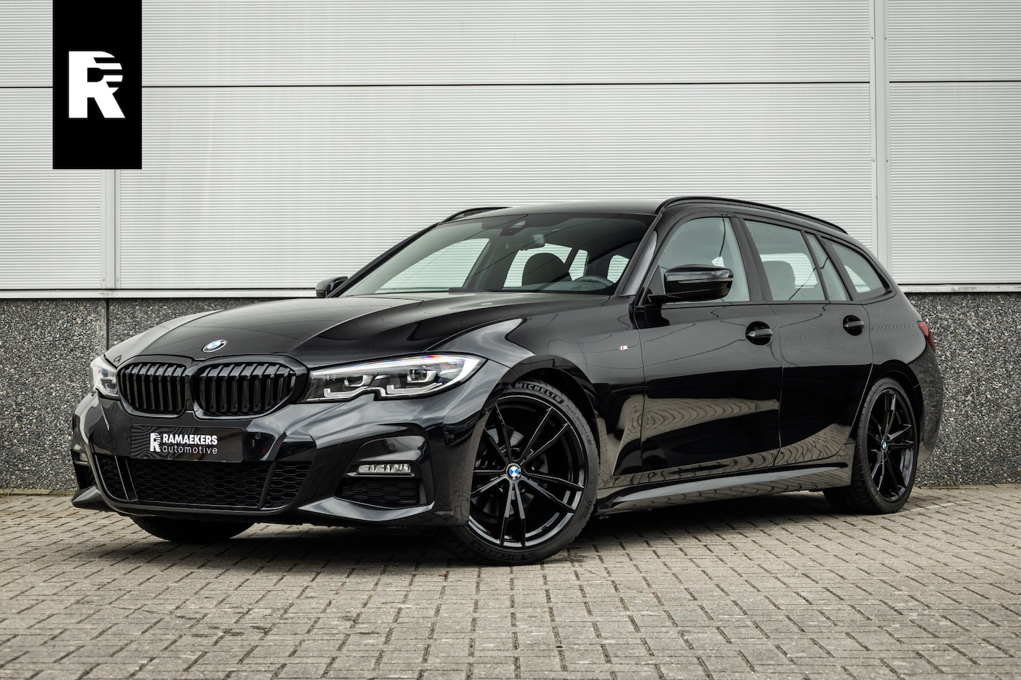 BMW 3-serie Touring - 320i M Sport High Ex Camera / HiFi / Trekhaak / 19inch / - AutoWereld.nl