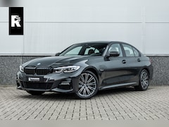 BMW 3-serie - 320e M-Sport Dravitgrau / Schaal stoel / HiFi / Camera /
