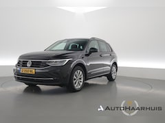 Volkswagen Tiguan - 1.5 TSI Life | Rijklaar | Adapt. Cruise | Trekhaak | Navi | Stoel- Stuurverw. | All Season