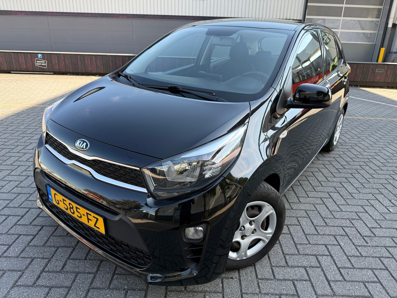 Kia Picanto - 1.0 MPi ComfortPlusLine*NEW APK*NAP*AIRCO*NAVI*CAMERA - AutoWereld.nl