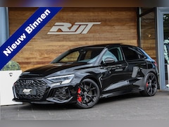 Audi RS3 - 2.5 TFSI quattro Volle BPM *Ceramic/Fabriekgarantie/Pano.dak/360/RS leder/PPF/OPF Delete