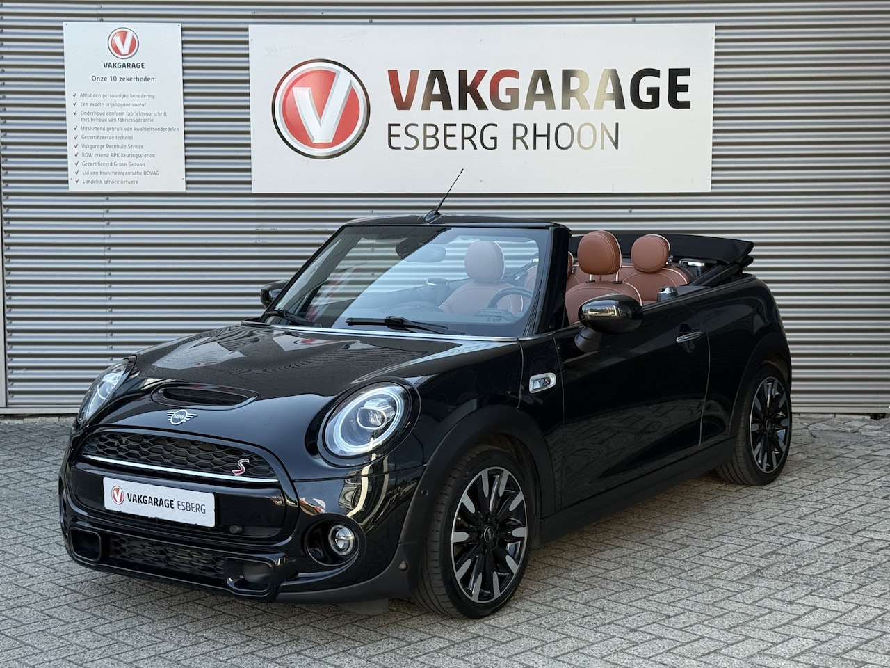 MINI Cabrio - 2.0 Cooper S H&K,NAV/CAM - AutoWereld.nl