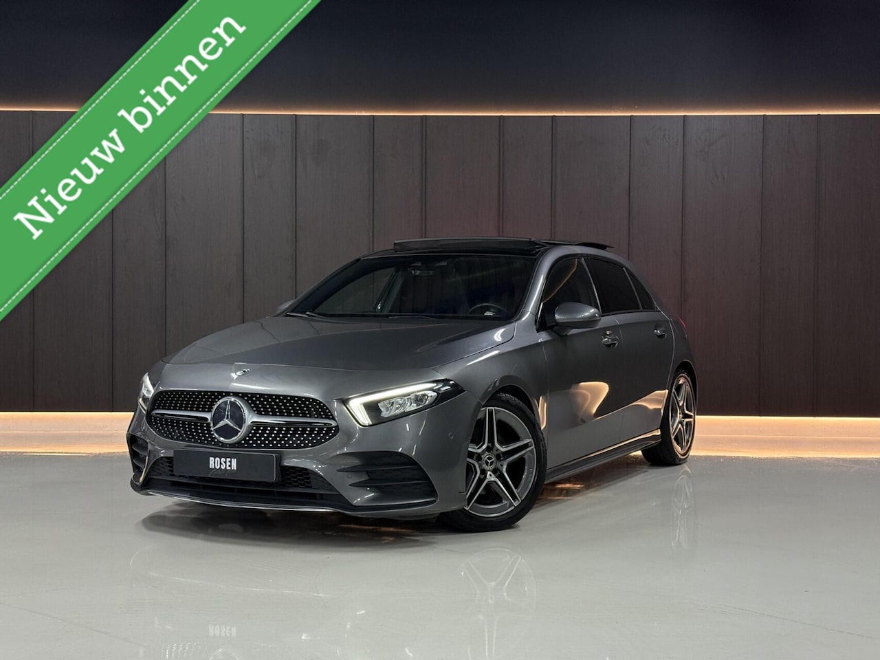 Mercedes-Benz A-klasse - 180 AMG|PANO|SFEER|KEYLESS|LED|CRUISE|WIDESCREEN - AutoWereld.nl