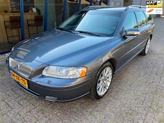 Volvo V70 - 2.4 Edition Sport Automaat LEER / NAVI / TREKHAAK
