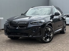 BMW iX3 - M-SPORT 80 kWh (210kW/286pk) * LASER, LEDER, PANO, TREKH, VERW. STUUR, 20-inch LMV * 1e EI