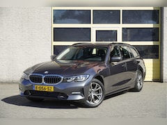 BMW 3-serie Touring - 318i Automaat Executive Sport BJ2021 Lmv 17" | Led V+A | Pdc | Elek. achterklep | App-Conn