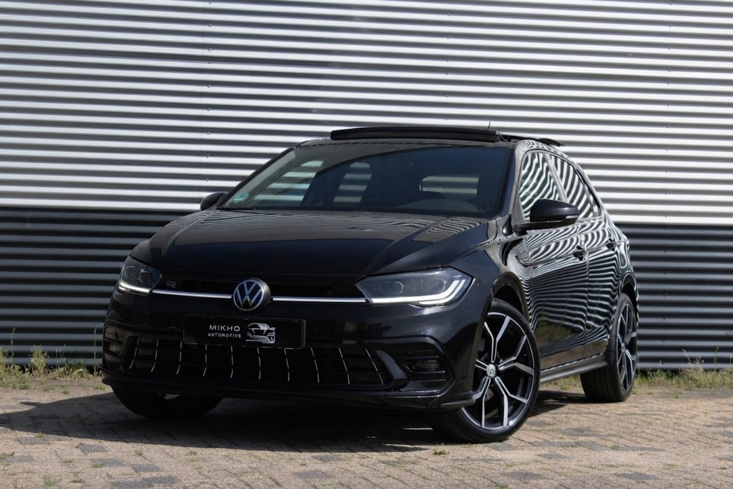 Volkswagen Polo - 1.0 TS 3x R-Line | Panoramadak | IQ Light | Camera | Keyless | Adaptive Cruise | Lane assi - AutoWereld.nl