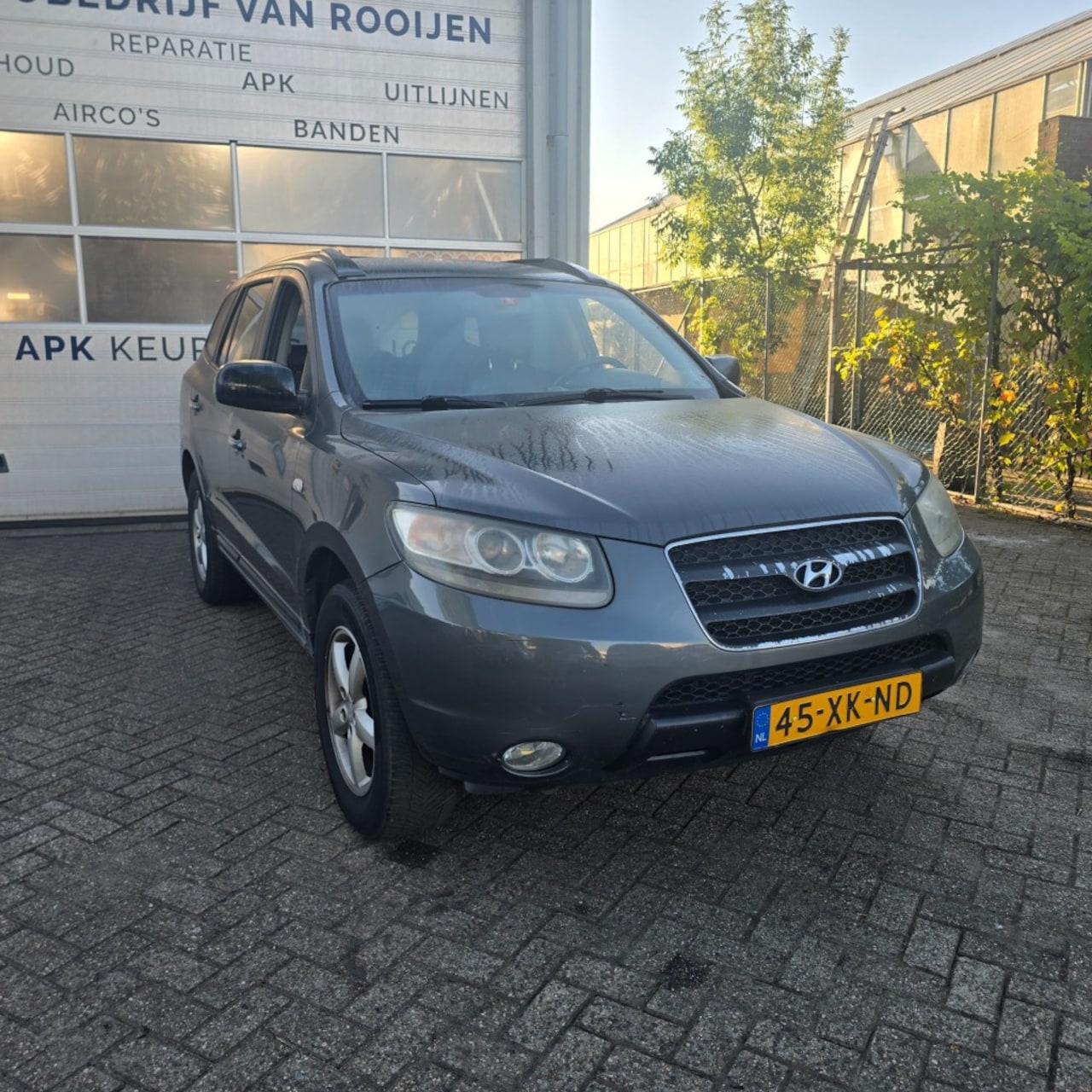 Hyundai Santa Fe - 2.7 FE  2wd  Trekhaak 2000 kg - AutoWereld.nl