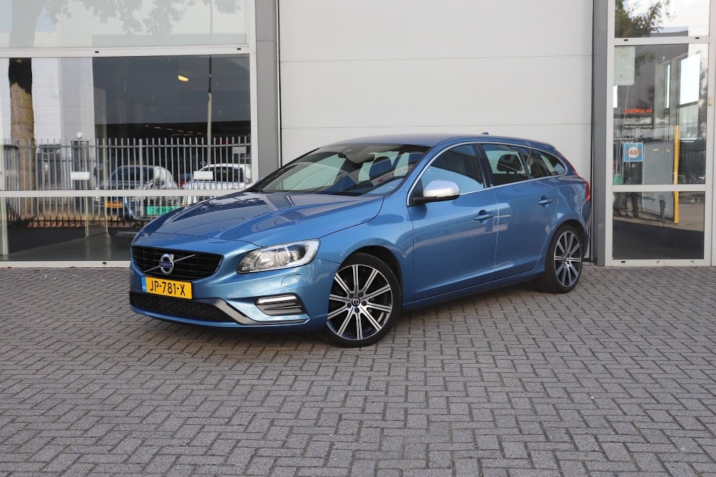 Volvo V60 - 2.0 D2 NORDIC+ Sport - AutoWereld.nl