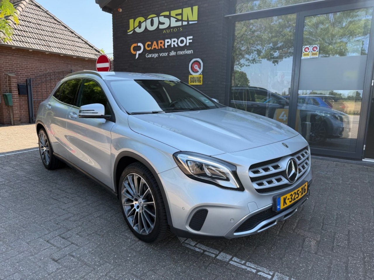 Mercedes-Benz GLA-Klasse - 180 BNSSOL AMGUPED - AutoWereld.nl