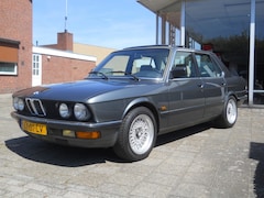 BMW 5-serie - 528i E28 origineel NL