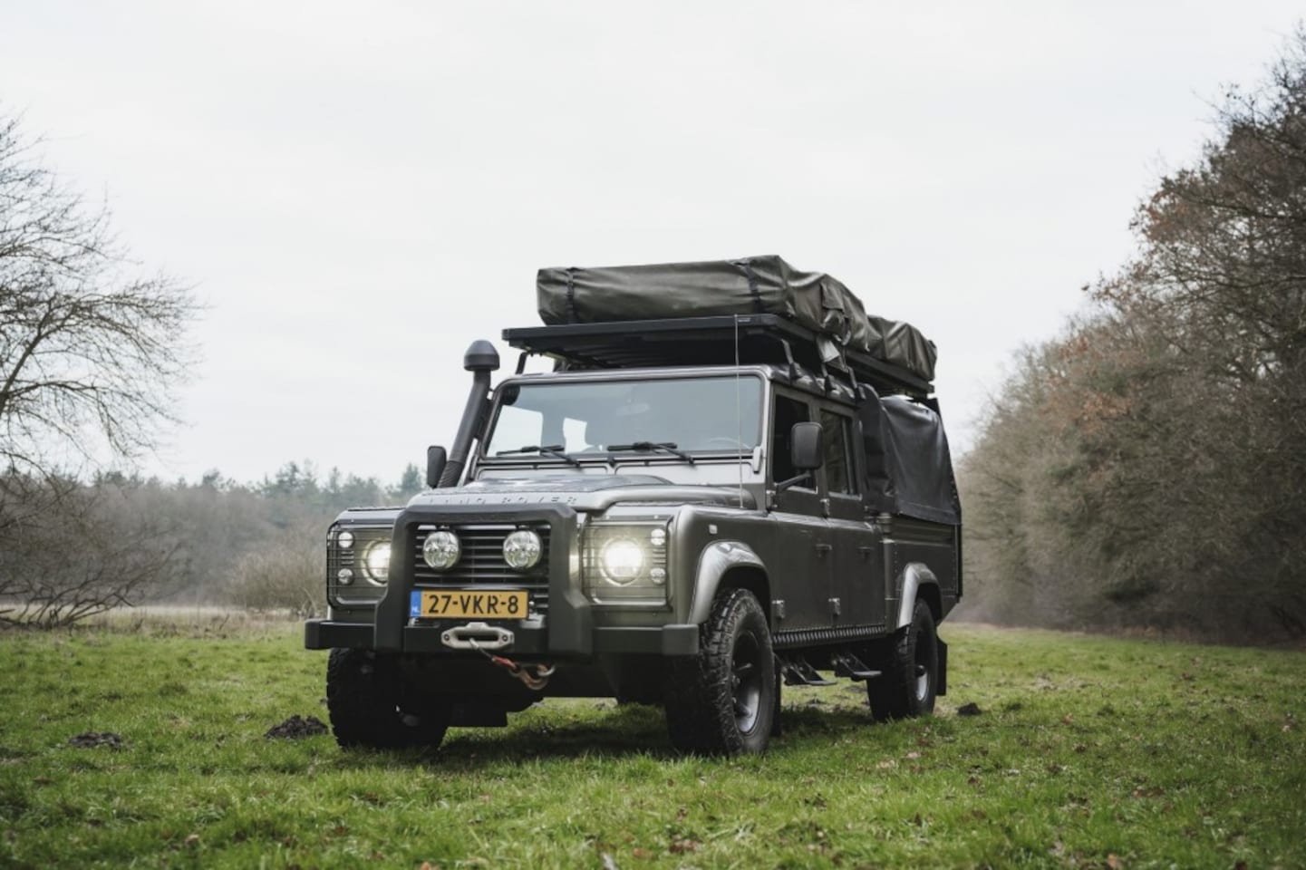 Land Rover Defender 130 - 130 crew cab, BTW, ideale overlander/reis auto, klaar om herinneringen te maken - AutoWereld.nl