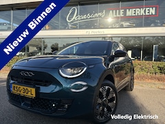 Fiat 600e - La Prima 54 kWh Achteruitrijcamera - Airco - Apple carplay - Parkeersensoren - Navigatie