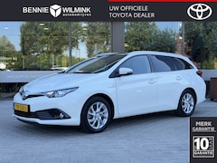 Toyota Auris Touring Sports - 1.8 Hybr. Trend | Trekhaak | Panoramadak | Camera |