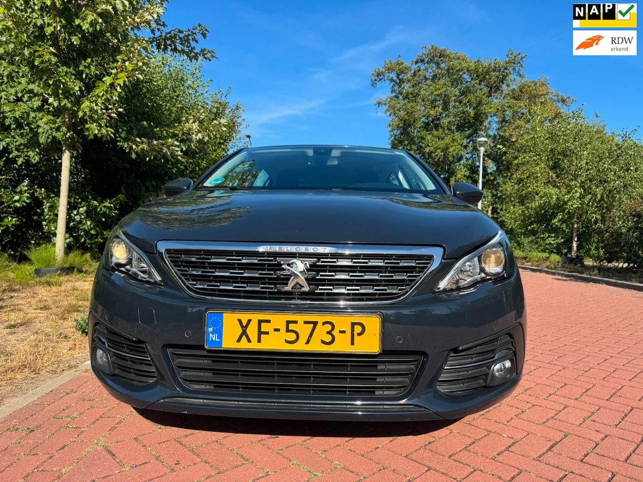 Peugeot 308 - 1.2 PureTech Allure 101.000 KM - AutoWereld.nl