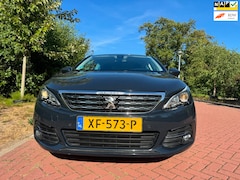 Peugeot 308 - 1.2 PureTech Allure 101.000 KM