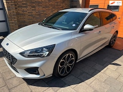 Ford Focus Wagon - 1.0 EcoBoost ST Line Business
