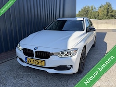 BMW 3-serie Touring - 316i High Executive PANO/GROOT SCHERM/NETJES