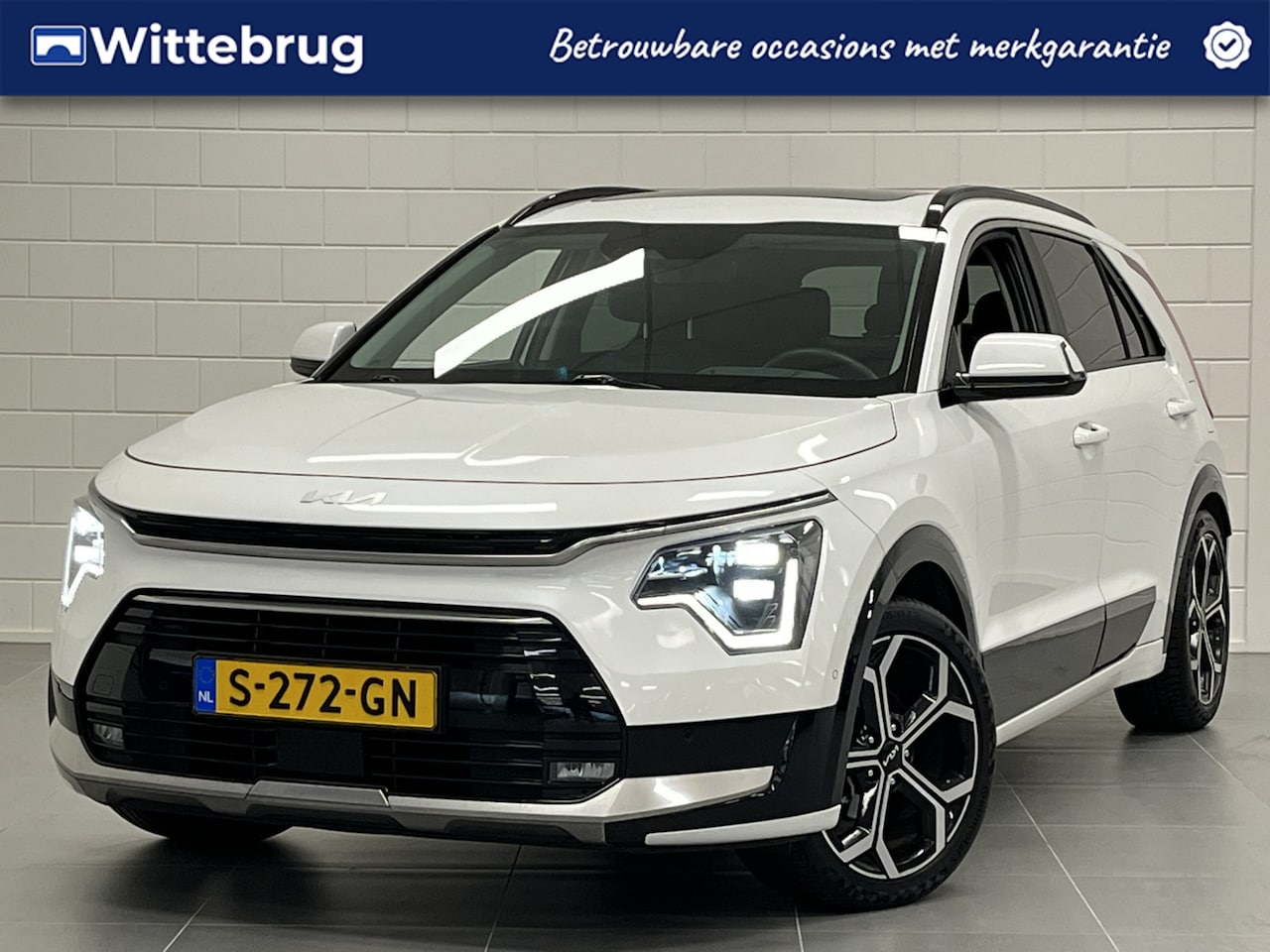 Kia Niro - 1.6 GDi Hybrid ExecutiveLine TREKHAAK | FULL LED | LEDER | NAVIGATIE + CARPLAY - AutoWereld.nl