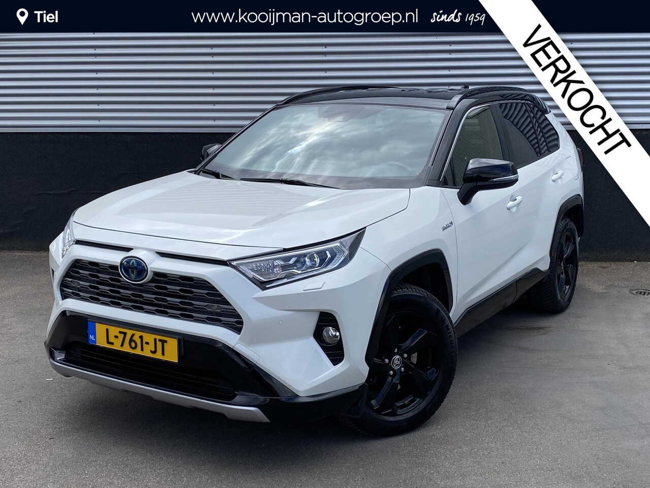 Toyota RAV4 - 2.5 Hybrid AWD Bi-Tone Trekhaak, Stoel- & Stuurwiel verwarmd, PDC, LED, Smart Key, Privacy - AutoWereld.nl