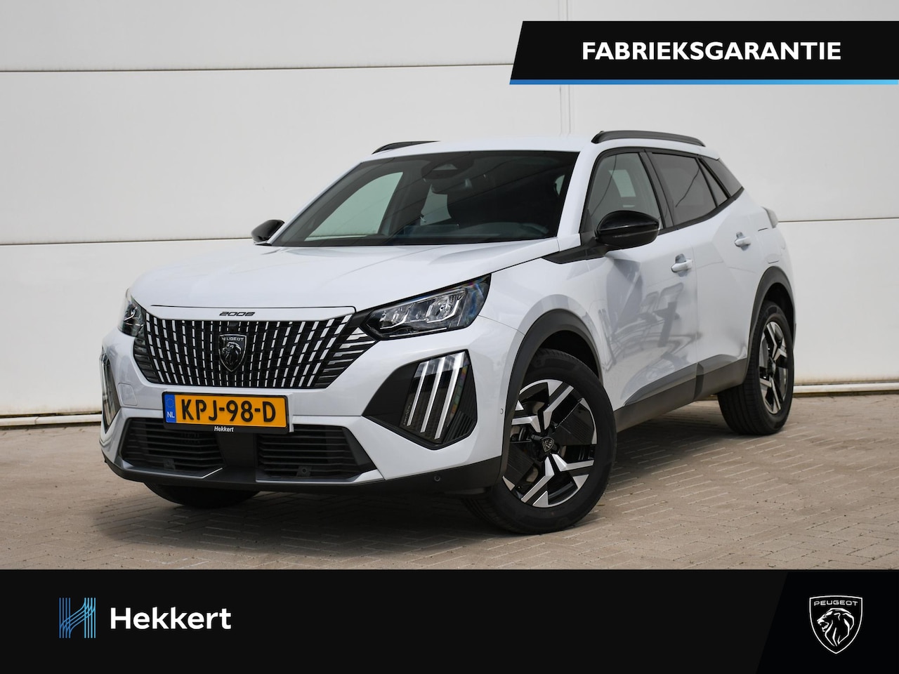 Peugeot 2008 - Allure 1.2 Hybrid 145pk Automaat DODE HOEK | 17''LM | 360° CAM. | ADAPT. CC | DAB | APPLE- - AutoWereld.nl