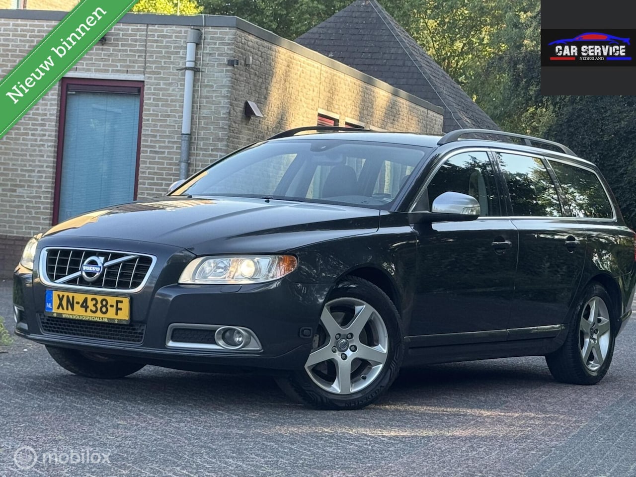 Volvo V70 - 2.5T Kinetic/LPG G3/NAP/APK/TREKHAAK/STLVW/OH DO - AutoWereld.nl
