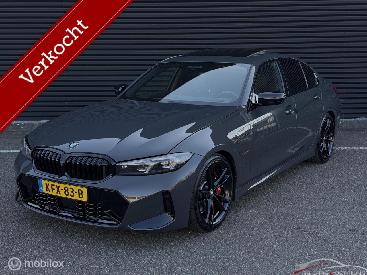 BMW 3-serie - 330e M-Sport Pro, Pano, Shadow, HUD, HK, Carbon, - AutoWereld.nl