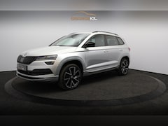 Skoda Karoq - 1.5 TSI ACT Sportline Business 1e Eig / Dealeronderh / Pano / 19 inch / LED / ACC / Keyles