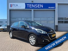 Peugeot 208 - 1.2 PureTech Blue Lion | Trekhaak | Navigatie| Cruise Control |