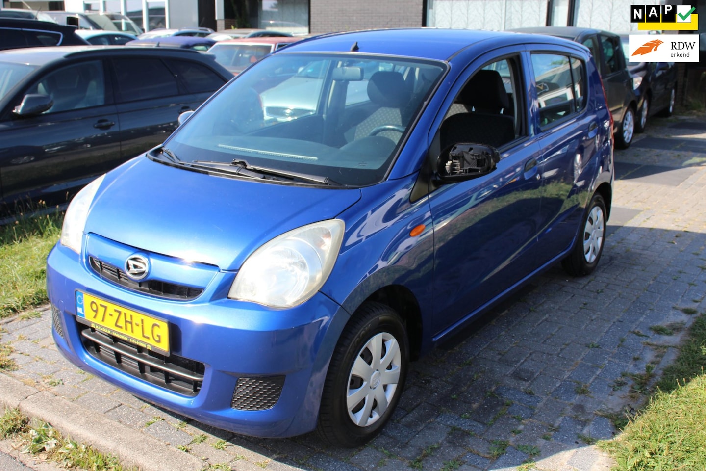 Daihatsu Cuore - 1.0 Trend 5-Deurs 132.000km NAP Stuurbekrachtiging Zuinig APK - AutoWereld.nl