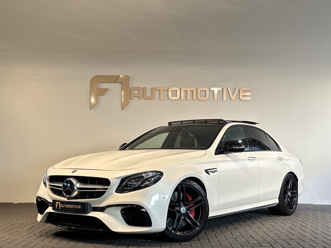 Mercedes-Benz E-klasse - AMG 63 S 4MATIC Premium Pano|360 Camera|Stoelventilatie|Memory|Lane Assist|Sfeer - AutoWereld.nl