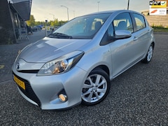 Toyota Yaris - 1.5 Full Hybrid Dynamic GARANTIE
