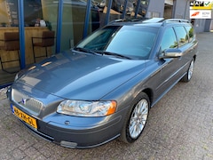 Volvo V70 - 2.4 Edition Sport LEER / NAVI / SUNROOF