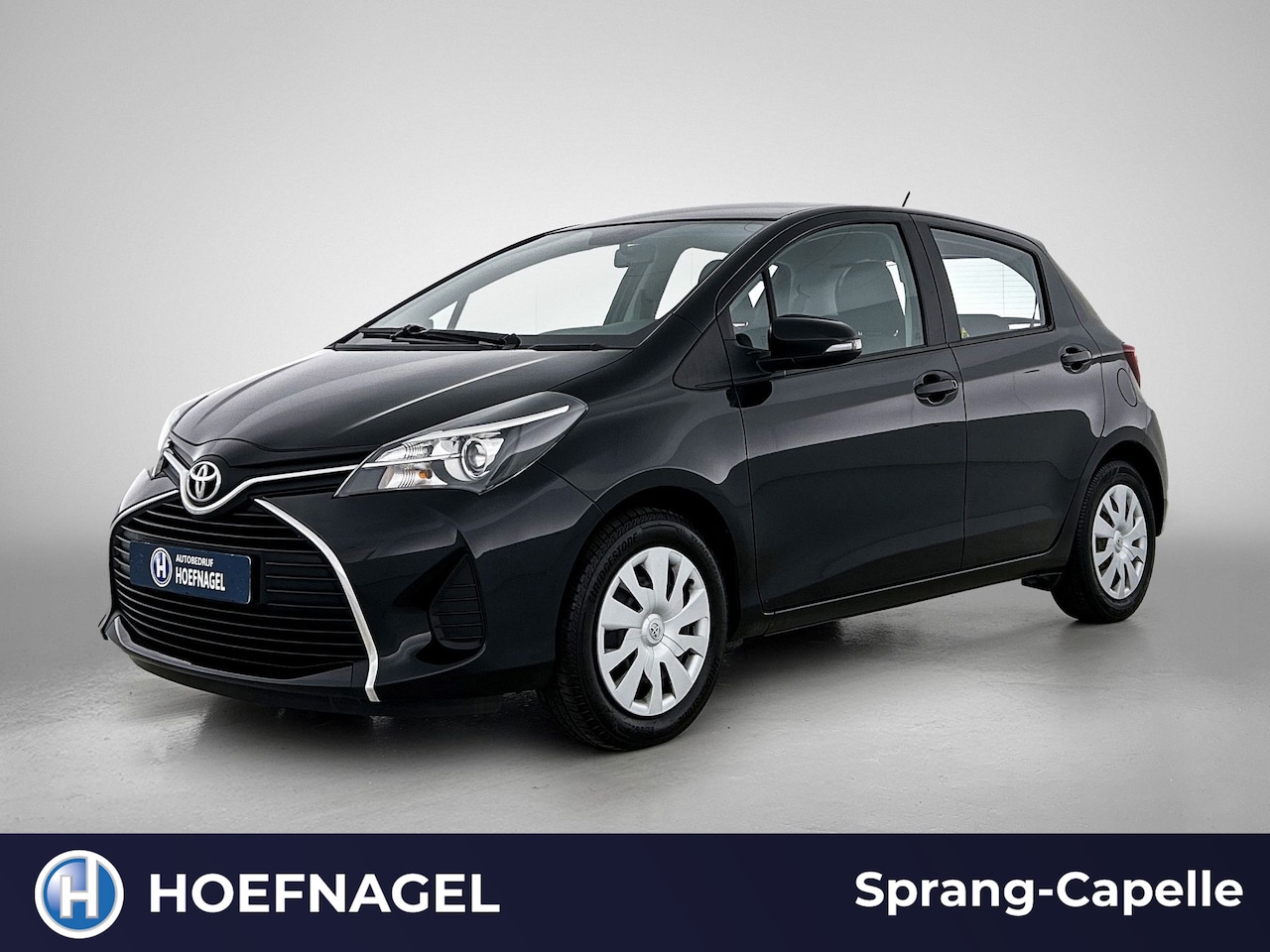 Toyota Yaris - 1.0 VVT-i Now | Airco | Camera | Stoelverwarming | Bluetooth - AutoWereld.nl