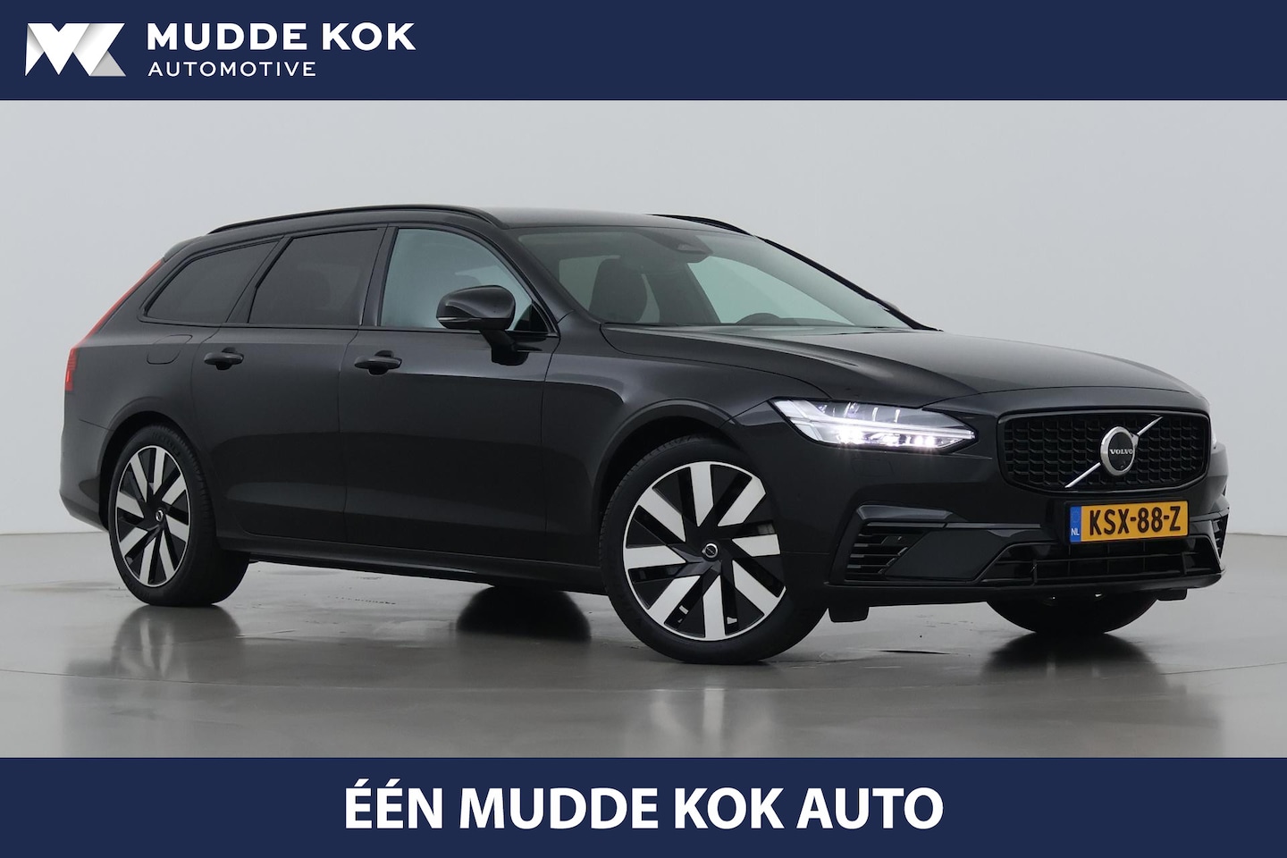 Volvo V90 - T8 Plug-in hybrid Plus Dark | ACC | 360° Camera | Harman/Kardon | Keyless | Stoel+Stuurver - AutoWereld.nl