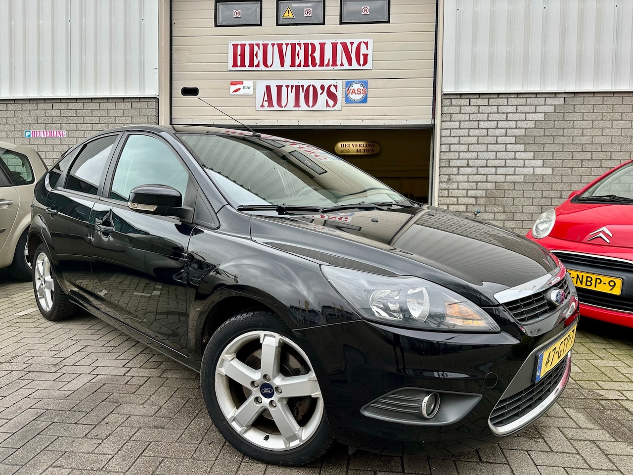 Ford Focus - 2.0 Titanium | Cruise | Clima | PDC | LMV - AutoWereld.nl
