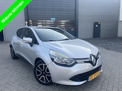 Renault Clio - 1.5 dCi Clima Bleutooth Navi Parkeersensor