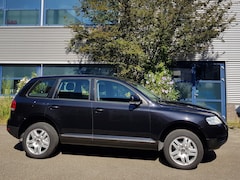 Volkswagen Touareg - 3.2 V6 Aut Navi Leer Trekhaak Xenon Nap