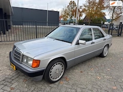 Mercedes-Benz 190-serie - 2.6 E